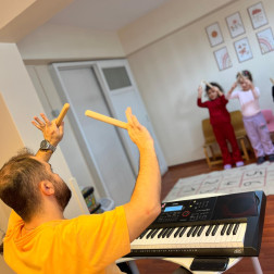 MÜZİK DERSLERİMİZ