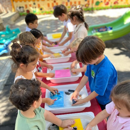 Yaz Okulumuz Tüm Branşlarla Devam Ediyor