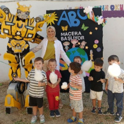 YENİ DÖNEME ROBOT ETKİNLİĞİ İLE BAŞLADIK.