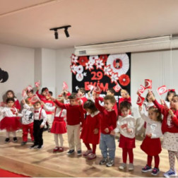 YAŞASIN CUMHURİYET!