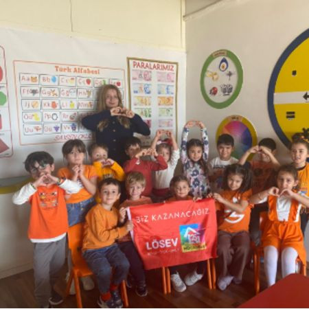 LÖSEV SAĞLIKLI YAŞAM SEMİNERİ