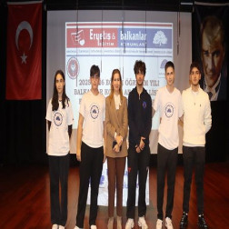 BALKANLAR KOLEJİ'NDE BAŞKANLIK SEÇİMİ HEYECANI!