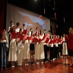 YAŞASIN CUMHURİYET!