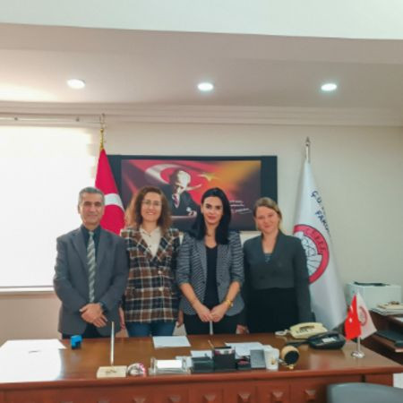 MEKTEBİM KOLEJİ AKDENİZ KAMPÜSÜ İLE ÇUKUROVA ÜNİVERSİTESİ ARASINDA AKADEMİK İŞ BİRLİĞİ PROTOKOLÜ İMZALANDI