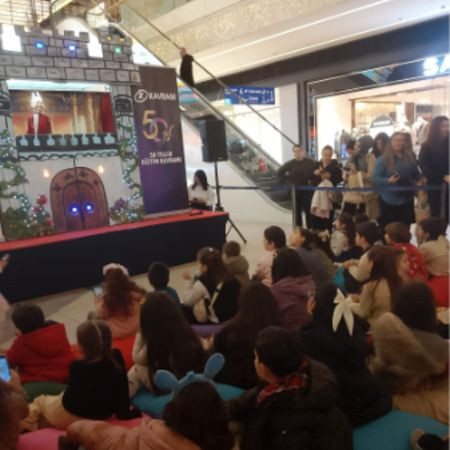 Huysuz Kral Kukla Gösterisi