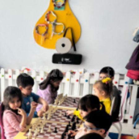 Minik Zihinler İçin Satranç