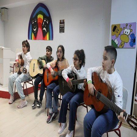 DÜNYA SANAT GÜNÜ