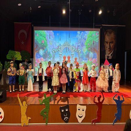 BALKANLAR ÇINARI ALTINDA ETKİNLİK ŞÖLENİ