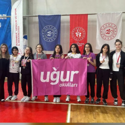 Voleybolda Zirveye Bir Adım Daha!