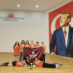 Kız Futsal Takımımız İlçe İkincisi Oldu