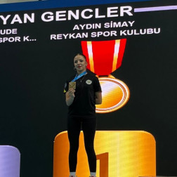 Milli Sporcumuz Simay Aydın 8. Kez Türkiye Şampiyonu