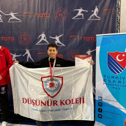 Okullar Arası  Ankara Eskrim Şampiyonası’nda 3.’sü Alparslan Ergun Tokel