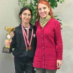 YILDIZ DANSÇIMIZ HİRA