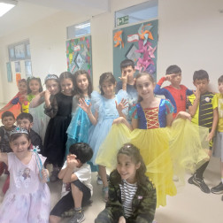 KOSTÜM PARTİSİ 🥻👘👗