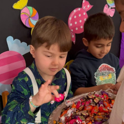 Ramazan Bayramı’nın Büyüsü Minik Hazineler’de, Paylaşmanın ve Sevginin En Tatlı Hallerine Dönüştü!