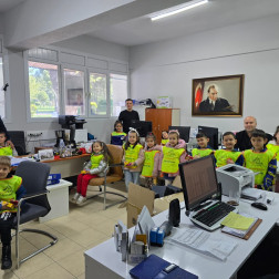 Kelepçeyi Değil, Kalpleri Taktılar! ❤️👮‍♂️ 7 -13 Nisan Polis Haftası