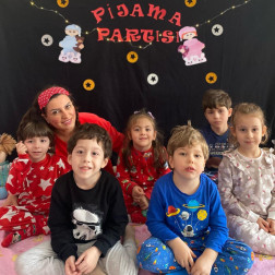 Pijamalar Giyildi, Eğlence Başladı! 🌙🎉