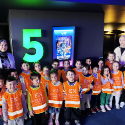 Minik Kalplerle Sinema Keyfi!