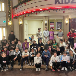 Minik Adımlarla Mesleklerin Dünyasına Yolculuk: KidZania