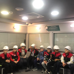 Minik Adımlarla Mesleklerin Dünyasına Yolculuk: KidZania