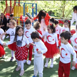 23 Nisan Ulusal Egemenlik ve Çocuk Bayramı