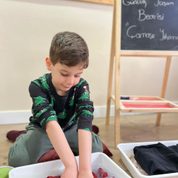 MONTESSORİ GÜNLÜK YAŞAM BECERİLERİ
