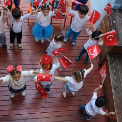 23 Nisan Ulusal Egemenlik ve Çocuk Bayramı
