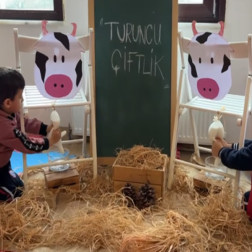 🐄🥛 İnek Sağma Deneyimiyle Neşeli Anlar!
