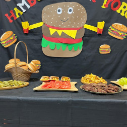 🍔 Minik Şefler Hamburgerlerini Hazırladı! 👩‍🍳✨