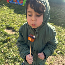 🔥 Ateş Başında Marshmallow Keyfi! 🍡🎉