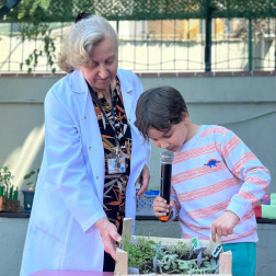🌱 Toprağa dokunduk, sabırla büyüttük, doğayı sevdik... 🌿