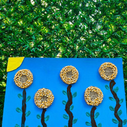 🌻 Geri Dönüşümle Sanat: Ayçiçeklerimiz Açtı! 🎨♻️