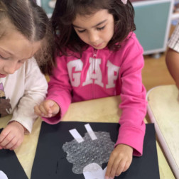 ATIK MATERYAL BAYRAM TEMALI SANAT ETKİNLİĞİMİZ