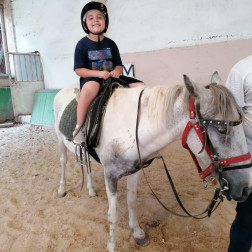 Minik Yürekler Ata Bindi: Binicilik Etkinliğimiz 🐎✨