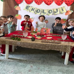 🍓 Ekoloji Atölyemizde Çileğin Yolculuğu! 🌱