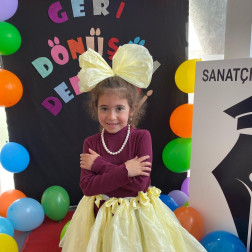 Miniklerin Geri Dönüşüm Defilesi!
