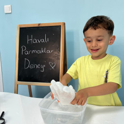 DENEY ZAMANI 'HAVALI PARMAKLAR'