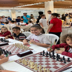 ♟️🧠 İnegöl Mektebim Koleji Satrançta da Sahada!