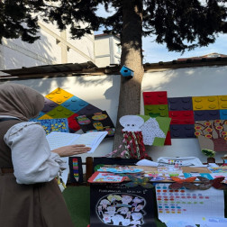 🎨 Aile Katılımlı Sanat Sergisi: Miniklerden Büyük Eserler 👨‍👩‍👧‍👦🖌️