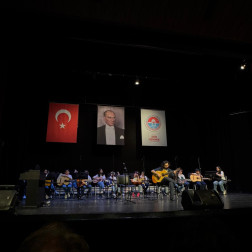🎹 Elifnaz’dan Notalarla Büyüleyen Bir Yolculuk