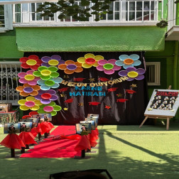 Yıl Sonu Gösterimizle Gurur Dolu Anlar Yaşadık! 🎓🌟