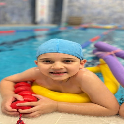 🏊‍♂️ Yüzme Etkinliği ile Serin Serin Öğreniyoruz!