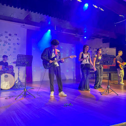 YIL SONU GALASI