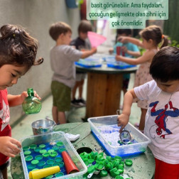 SENSORY PLAY