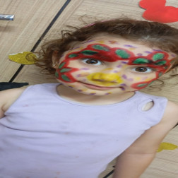🎨 Renkli Yüzler, Neşeli Gülüşler! 😊