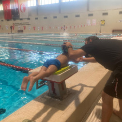 🏊‍♀️ Minik Kulacılar Havuzda! 💦