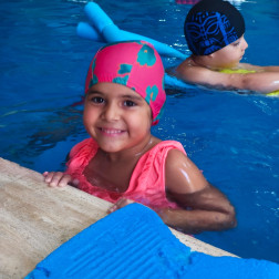 💦☀️ Yaz Okulu Keyfi Havuz Etkinliğiyle Devam Ediyor! ☀️💦