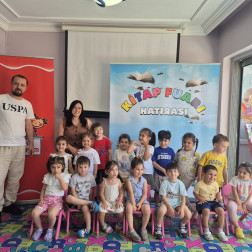Kitap Fuarı Hatırası 📚🎉