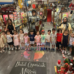 🎠 Oyuncaklarla Dolu Bir Gün! 🎈