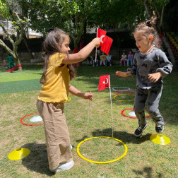 Bahçede Enerji Dolu Egzersiz Oyunları!